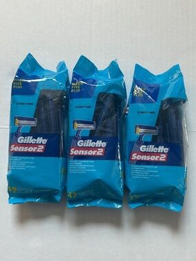 NWT Gillette Fixed Sensor 2 disposable razors lot of 3 packs